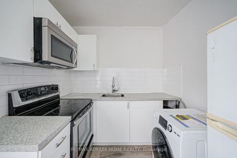 Photo 24 at 1000 Dundas Street W, Bellwoods, Toronto