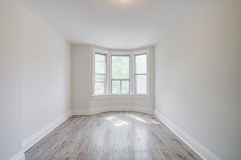 Photo 32 at 1000 Dundas Street W, Bellwoods, Toronto