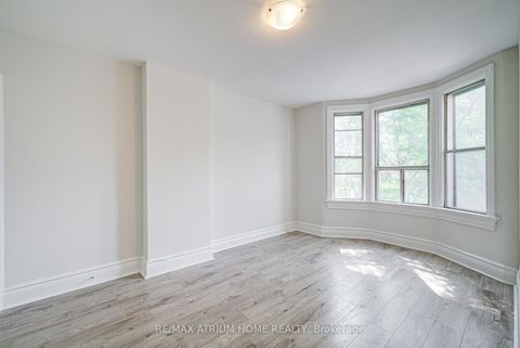 Photo 33 at 1000 Dundas Street W, Bellwoods, Toronto