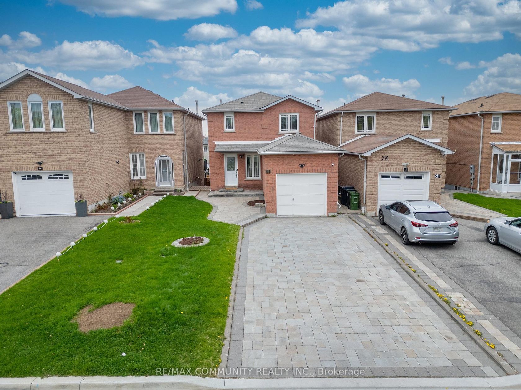 26 Birrell Avenue, Rouge E11, Toronto 