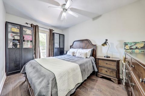 Photo 16 at 26 North Bonnington Avenue, Birchmount, Toronto