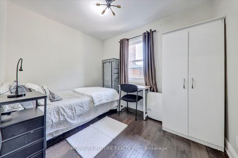 Photo 19 at 26 North Bonnington Avenue, Birchmount, Toronto