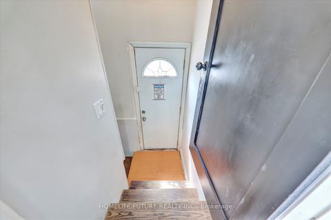 Photo 21 at 26 North Bonnington Avenue, Birchmount, Toronto