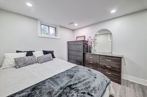 Photo 31 at 26 North Bonnington Avenue, Birchmount, Toronto