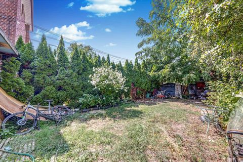 Photo 33 at 26 North Bonnington Avenue, Birchmount, Toronto