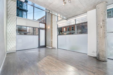 Photo 2 at Th1 - 25 Oxley Street, Waterfront Communities C1, Toronto