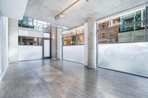 Photo 3 at Th1 - 25 Oxley Street, Waterfront Communities C1, Toronto