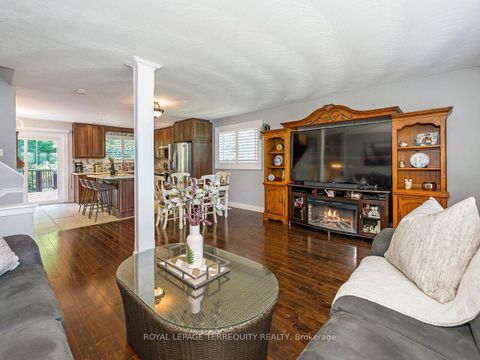 Photo 3 at 21 Pylon Place, Old Rexdale, Toronto