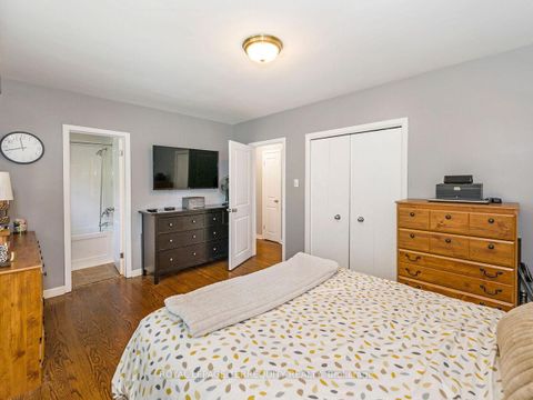 Photo 16 at 21 Pylon Place, Old Rexdale, Toronto