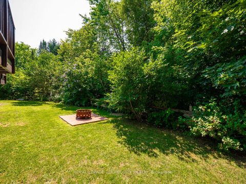 Photo 33 at 21 Pylon Place, Old Rexdale, Toronto