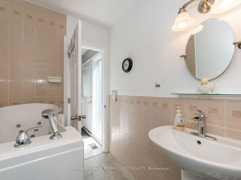 Photo 41 at 21 Pylon Place, Old Rexdale, Toronto