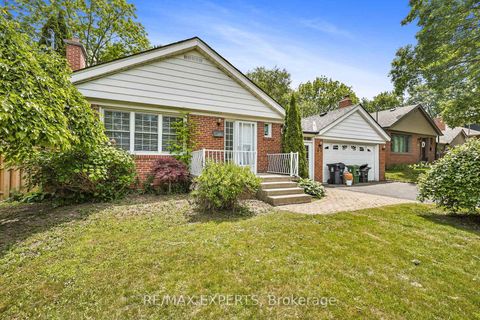 Photo 2 at 17 Brinloor Boulevard, Scarborough Village, Toronto