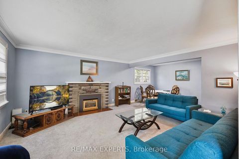 Photo 5 at 17 Brinloor Boulevard, Scarborough Village, Toronto