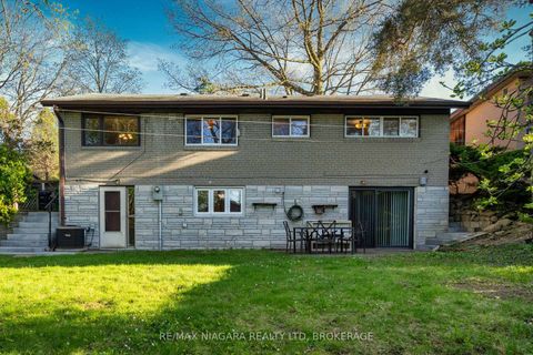 Photo 35 at 55 North Hills Terrace, Don Mills, Toronto