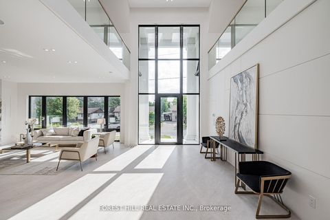 Photo 5 at 105 Castle Hill Drive, L'Amoreaux, Toronto