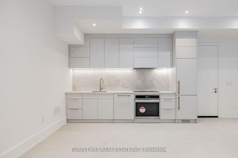 Photo 31 at 105 Castle Hill Drive, L'Amoreaux, Toronto