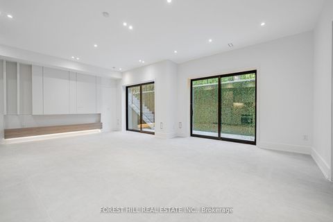 Photo 32 at 105 Castle Hill Drive, L'Amoreaux, Toronto