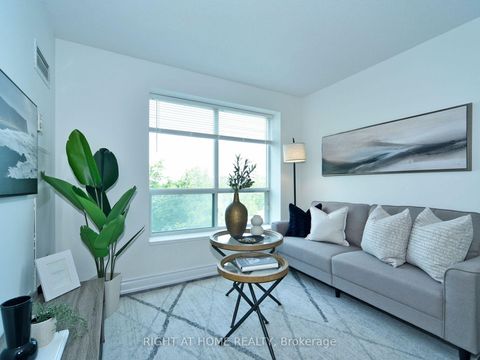 Photo 4 at 501 - 51 Baffin Court, Langstaff, Richmond Hill