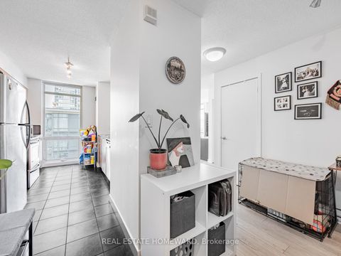Photo 24 at 906 - 11 Brunel Court, Waterfront Communities C1, Toronto