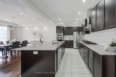 Photo 9 at 307 Reg Harrison Trail, Glenway Estates, Newmarket