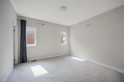 Photo 32 at 307 Reg Harrison Trail, Glenway Estates, Newmarket