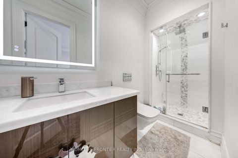Photo 31 at 64 Yorkminster Road, Windfields, Toronto