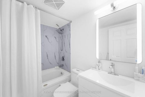 Photo 11 at 1609 - 11 Lee Centre Drive, Woburn, Toronto