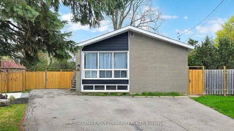 Photo 0 at 446 Lynett Crescent, Crosby, Richmond Hill