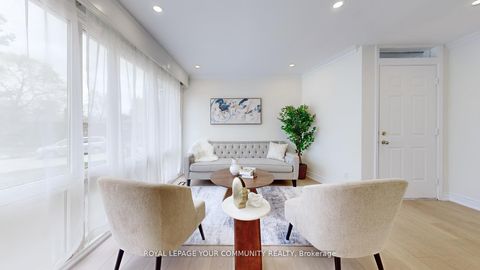 Photo 4 at 446 Lynett Crescent, Crosby, Richmond Hill