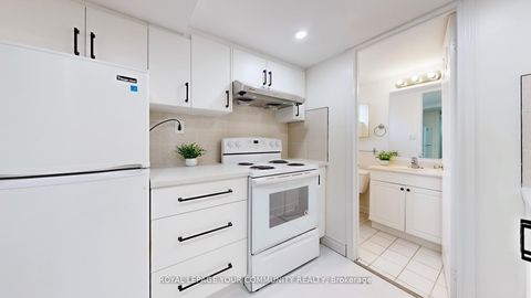Photo 37 at 446 Lynett Crescent, Crosby, Richmond Hill