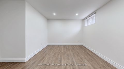Photo 40 at 446 Lynett Crescent, Crosby, Richmond Hill