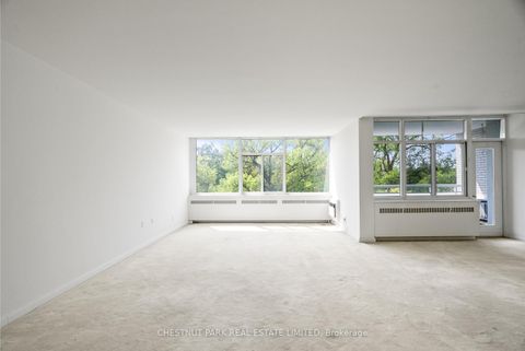 Photo 2 at 602 - 500 Avenue Road, Casa Loma, Toronto