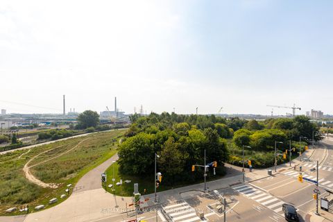 Photo 17 at 614 - 170 Bayview Avenue, Waterfront Communities C8, Toronto