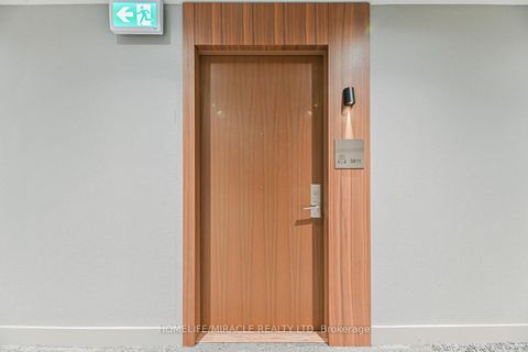 Photo 3 at 3811 - 1926 Lakeshore Boulevard, South Parkdale, Toronto Photo 3 at 3811 - 1926 Lakeshore Boulevard, South Parkdale, Toronto