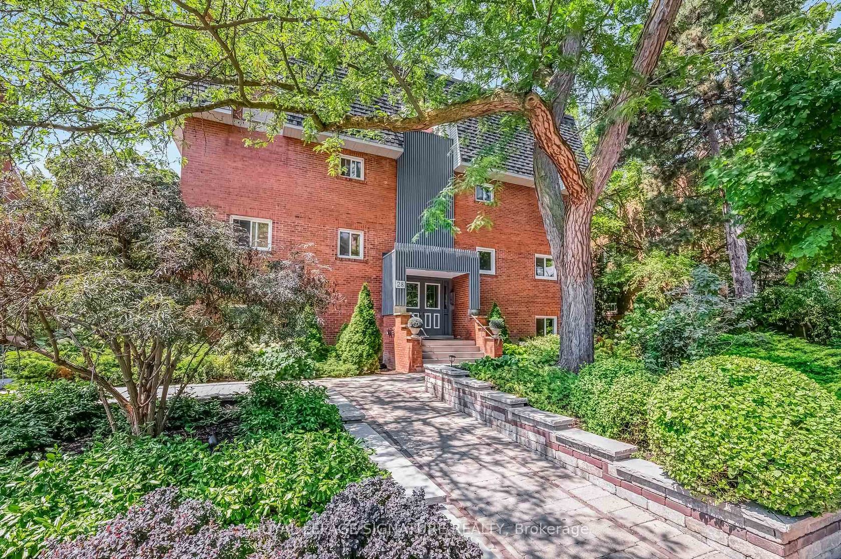 10 - 28 Admiral Road, Annex, Toronto 