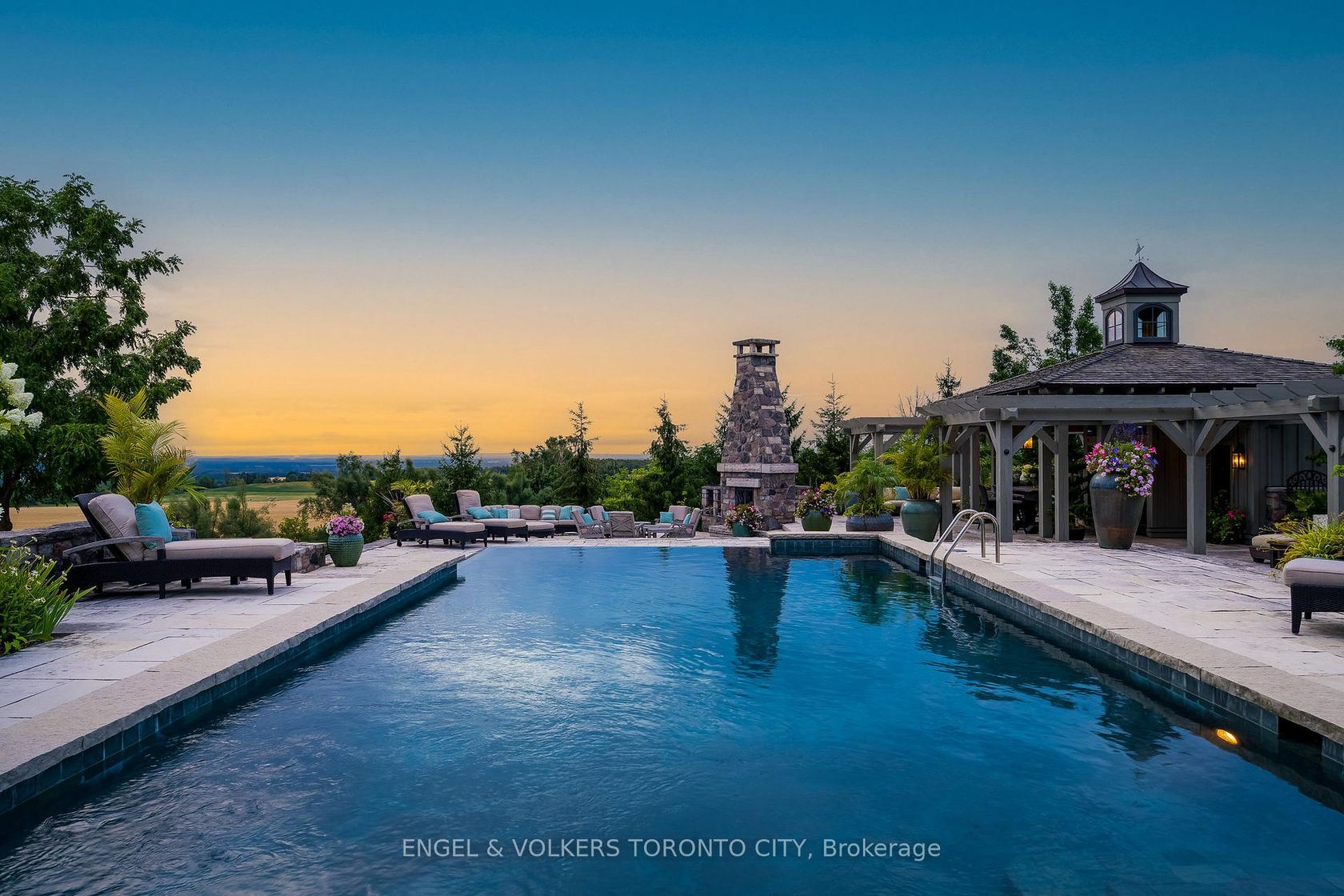 2353 County Road 124, Rural Clearview, Clearview photo number 2