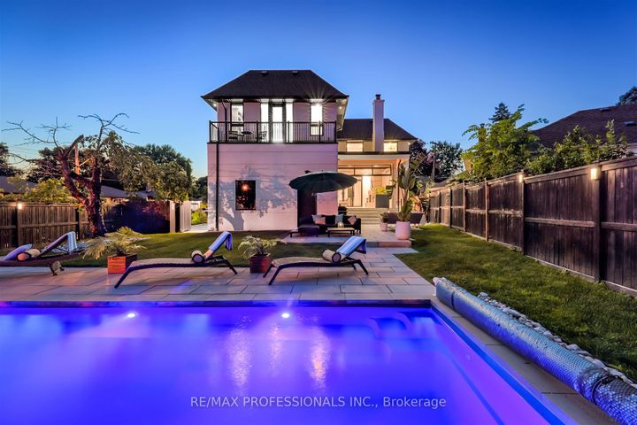 Photo 1 at 22 Spring Garden Road, Queensway, Toronto