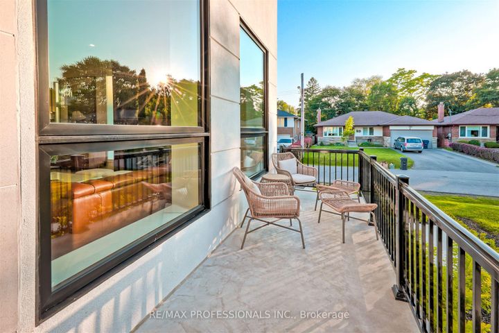 Photo 4 at 22 Spring Garden Road, Queensway, Toronto