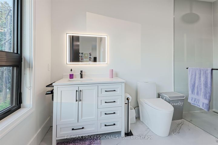 Photo 33 at 22 Spring Garden Road, Queensway, Toronto
