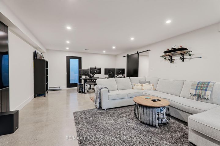 Photo 35 at 22 Spring Garden Road, Queensway, Toronto