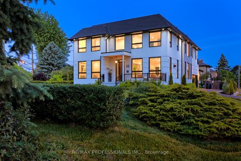 Photo 5 at 22 Spring Garden Road, Queensway, Toronto