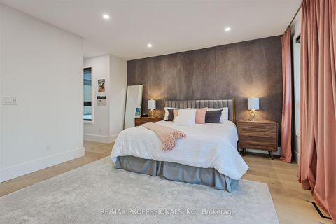 Photo 23 at 22 Spring Garden Road, Queensway, Toronto