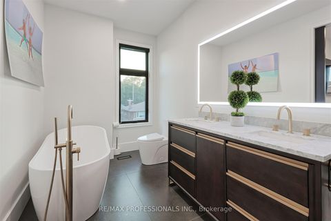 Photo 24 at 22 Spring Garden Road, Queensway, Toronto
