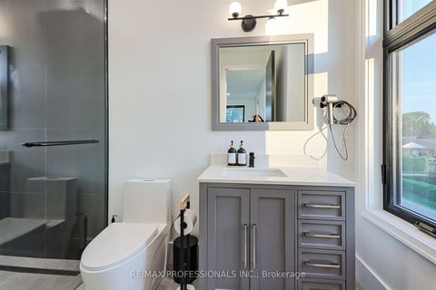 Photo 32 at 22 Spring Garden Road, Queensway, Toronto