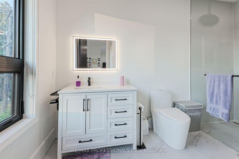 Photo 33 at 22 Spring Garden Road, Queensway, Toronto