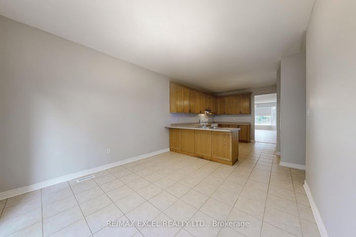 Photo 16 at 38 Ayhart Street, Wismer, Markham