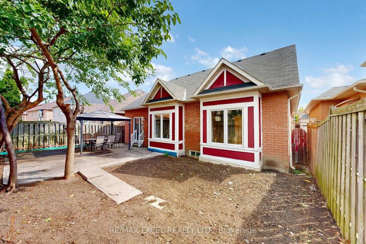 Photo 31 at 38 Ayhart Street, Wismer, Markham
