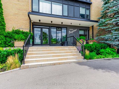 Photo 2 at 301 - 1901 Bayview Avenue, Leaside, Toronto