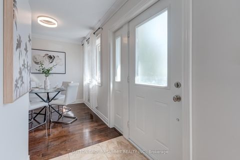 Photo 5 at 47 Rayside Drive S, Markland Wood, Toronto