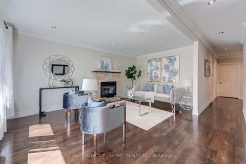 Photo 6 at 47 Rayside Drive S, Markland Wood, Toronto